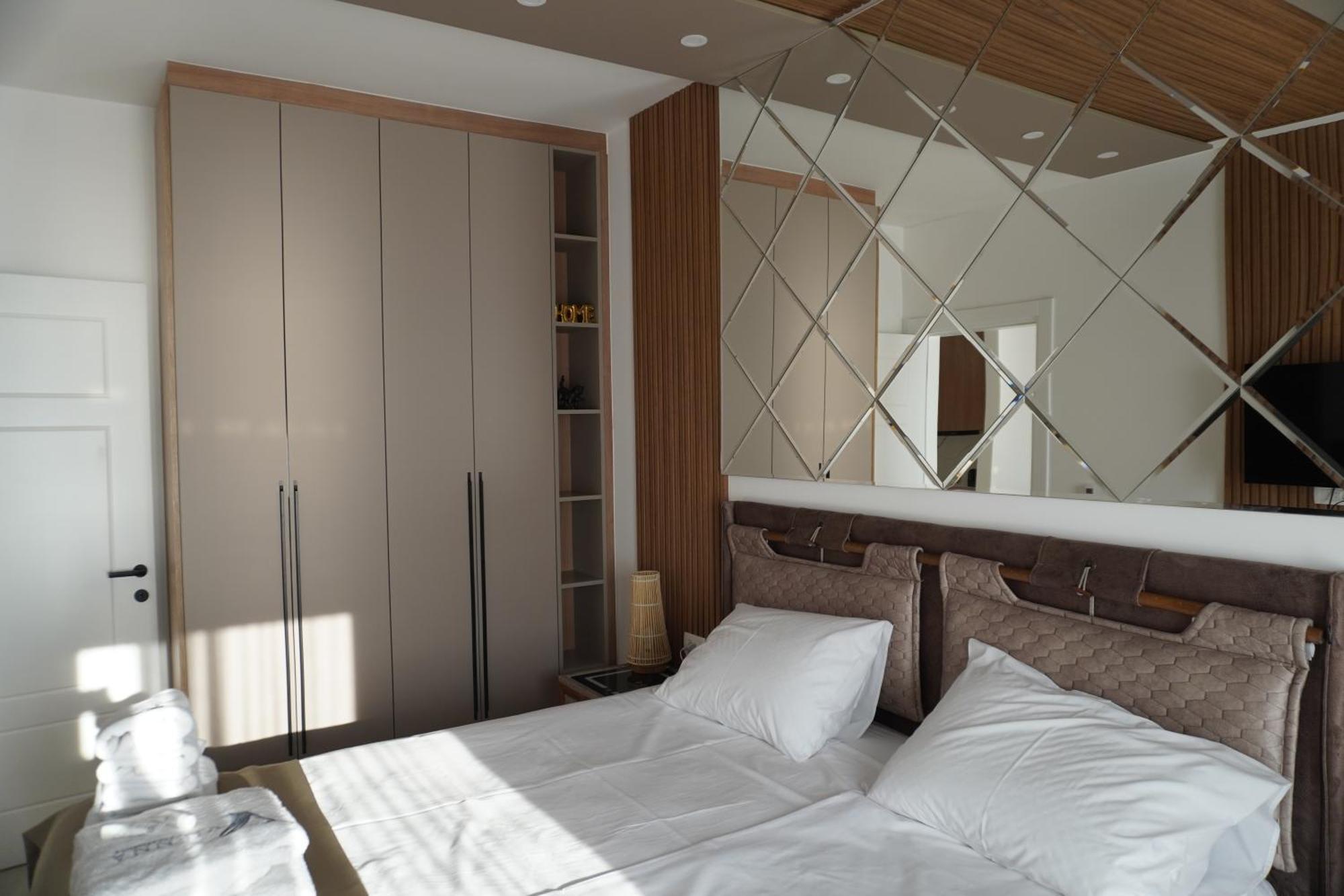 Vienna Luxury Apartments دوبرا فوفا المظهر الخارجي الصورة